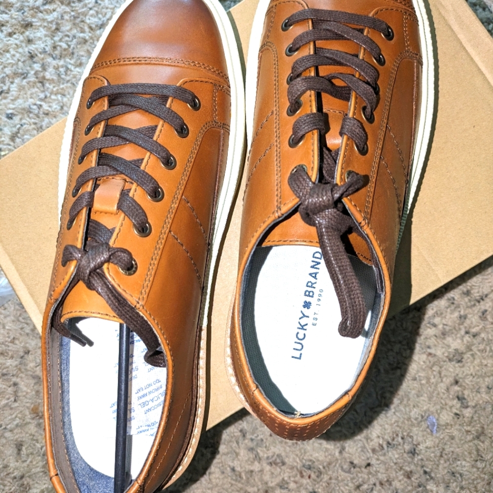 Men's shoes